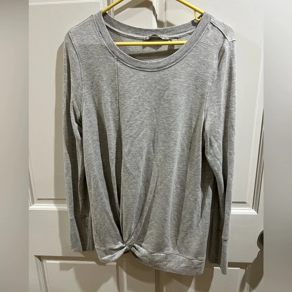 Athleta Grey Knot Twist Detail Top Size S Long Sleeve
